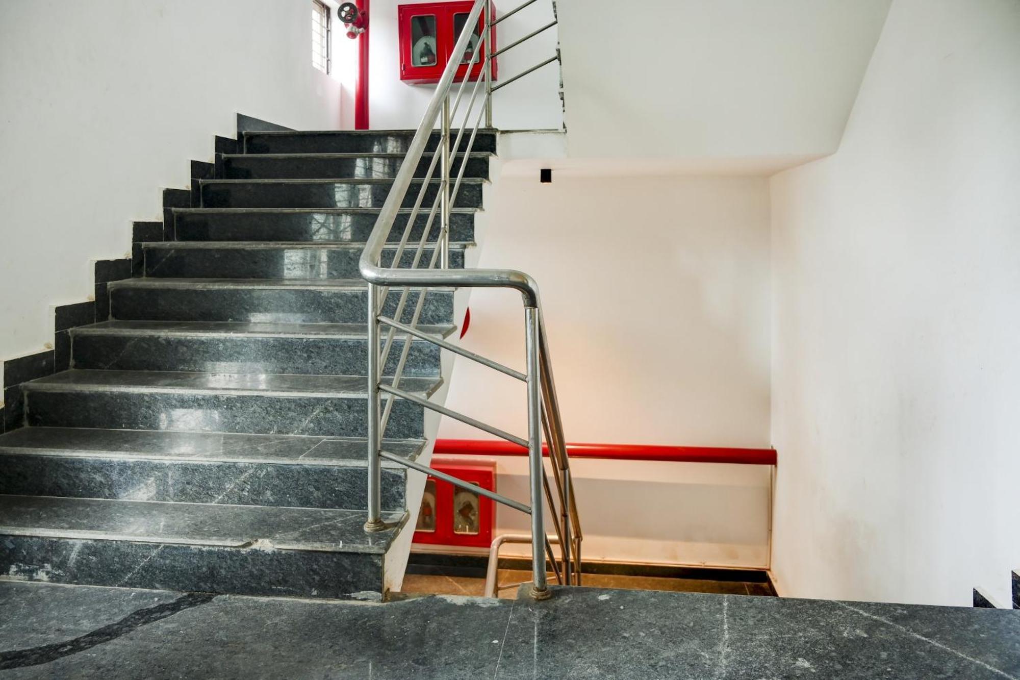 Super Town House Hi5 Aditya International 부바네스 외부 사진