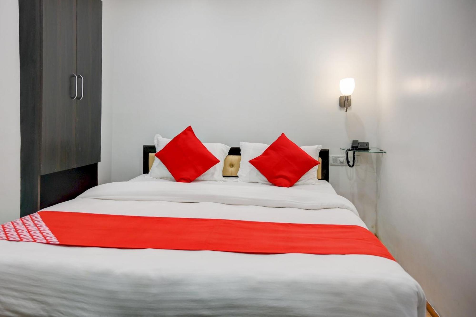 Super Town House Hi5 Aditya International 부바네스 외부 사진