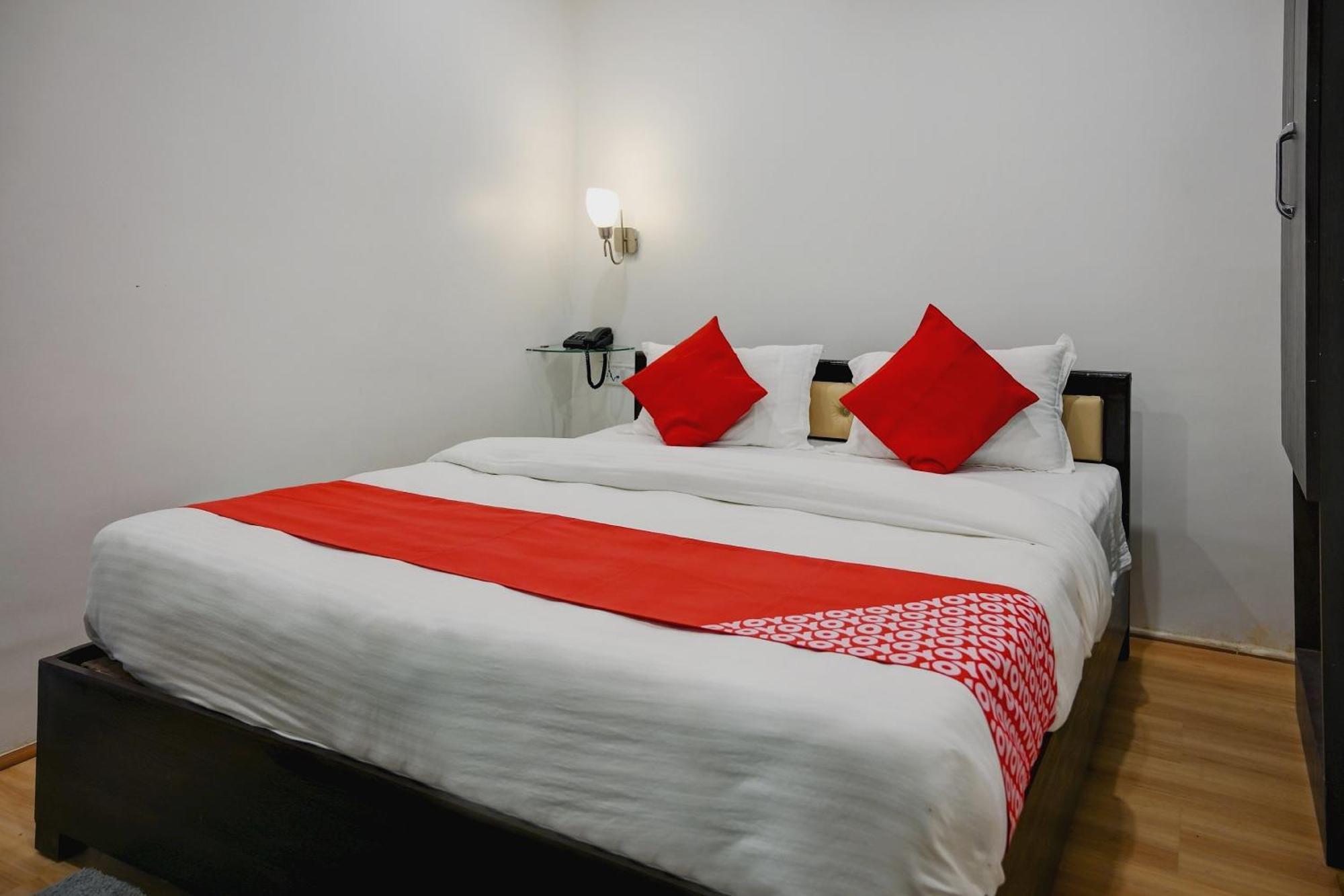 Super Town House Hi5 Aditya International 부바네스 외부 사진