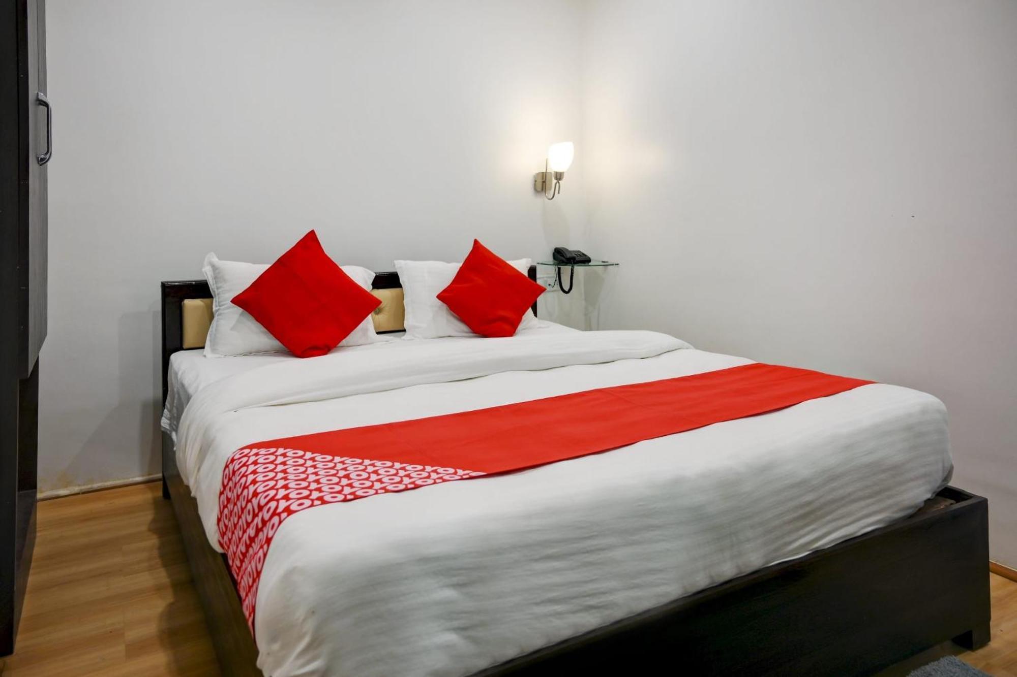 Super Town House Hi5 Aditya International 부바네스 외부 사진